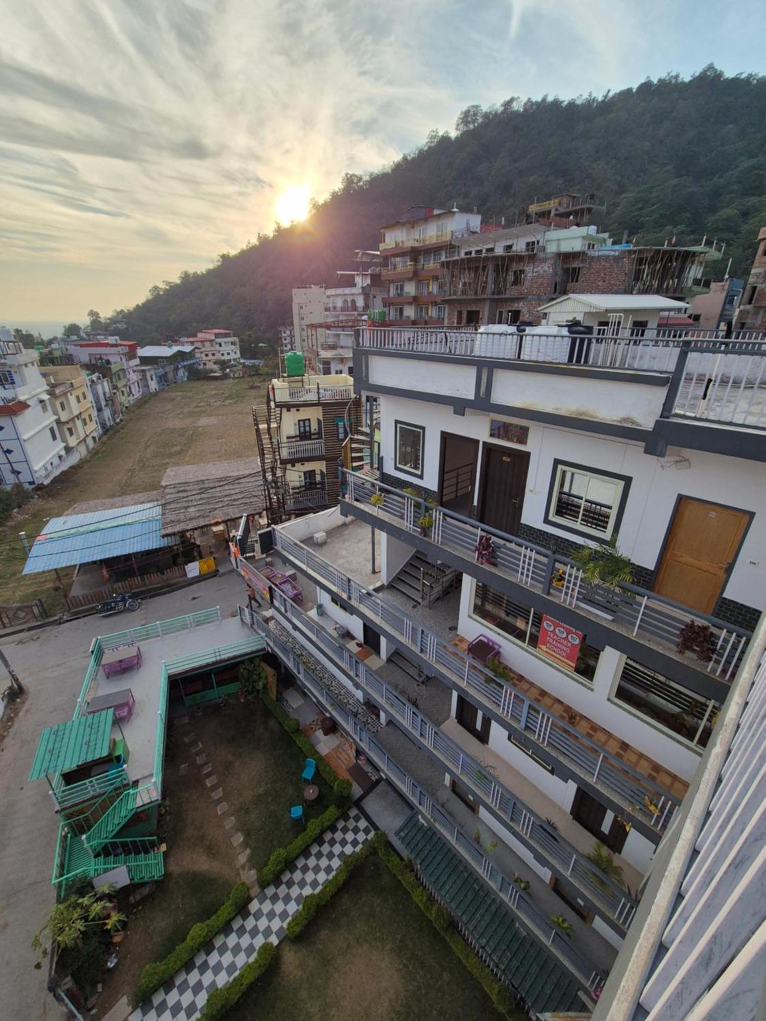 Manzil Hostel ริชิเคช ภายนอก รูปภาพ